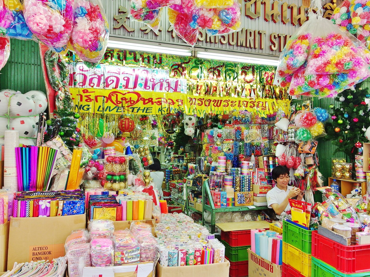 Exploring Chinatown Bangkok Spring Tomorrow