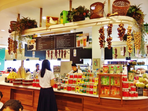 Cha Tra Mue - The Number One Brand Original Thai Tea Since 